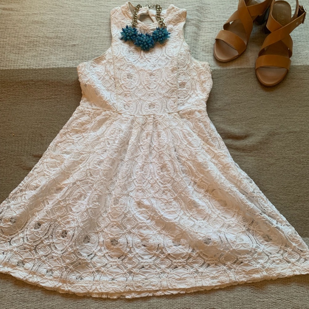 Flirty mini white lace Urban Outfitters dress SZ:6